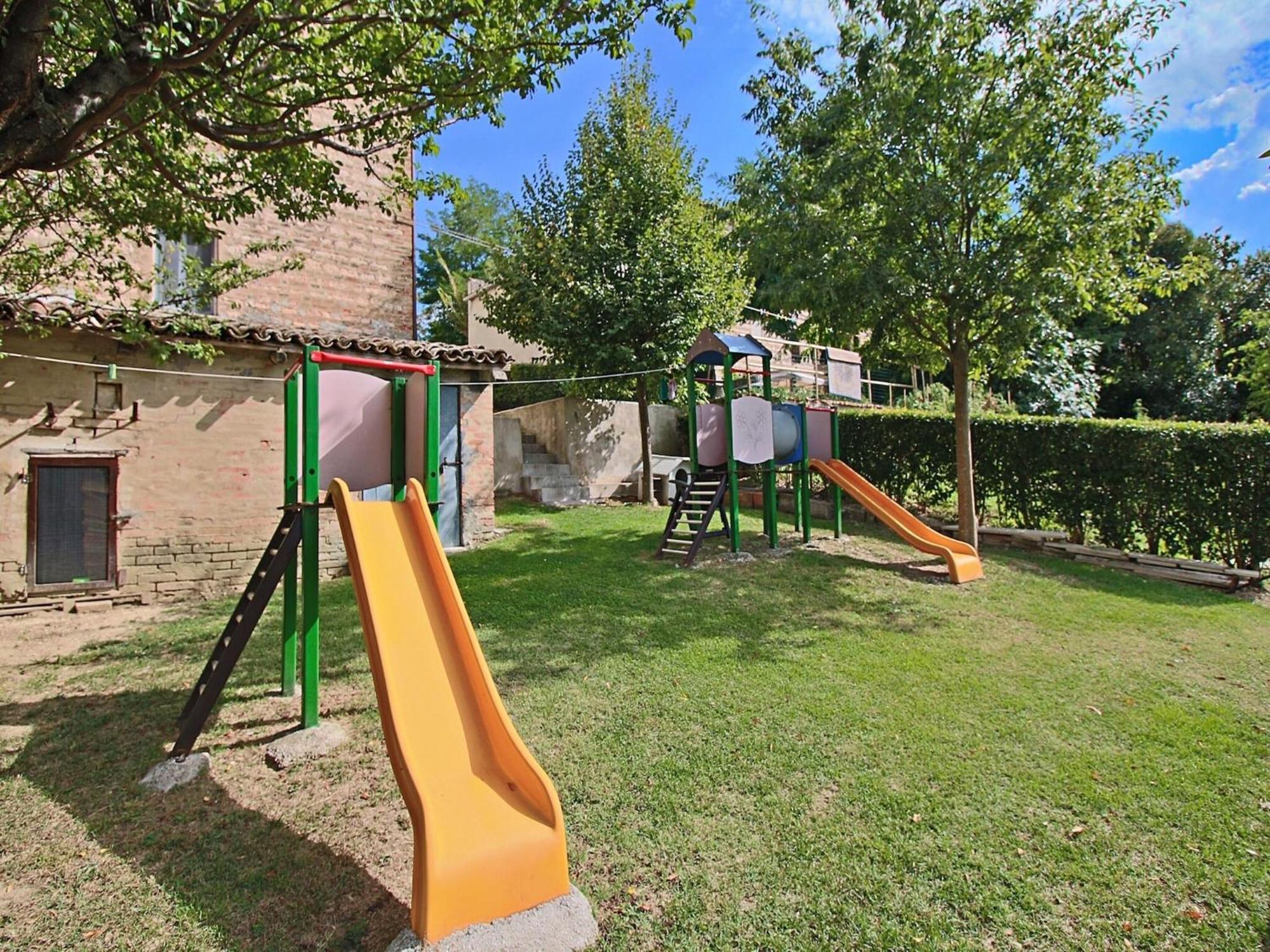 Nice Flat In Arcevia With Swimming Pool Eksteriør bilde
