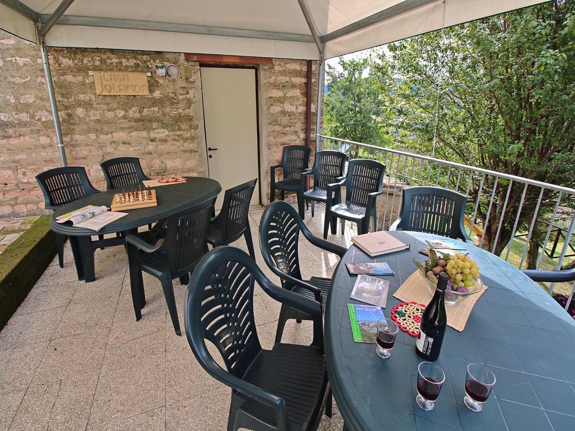 Nice Flat In Arcevia With Swimming Pool Eksteriør bilde