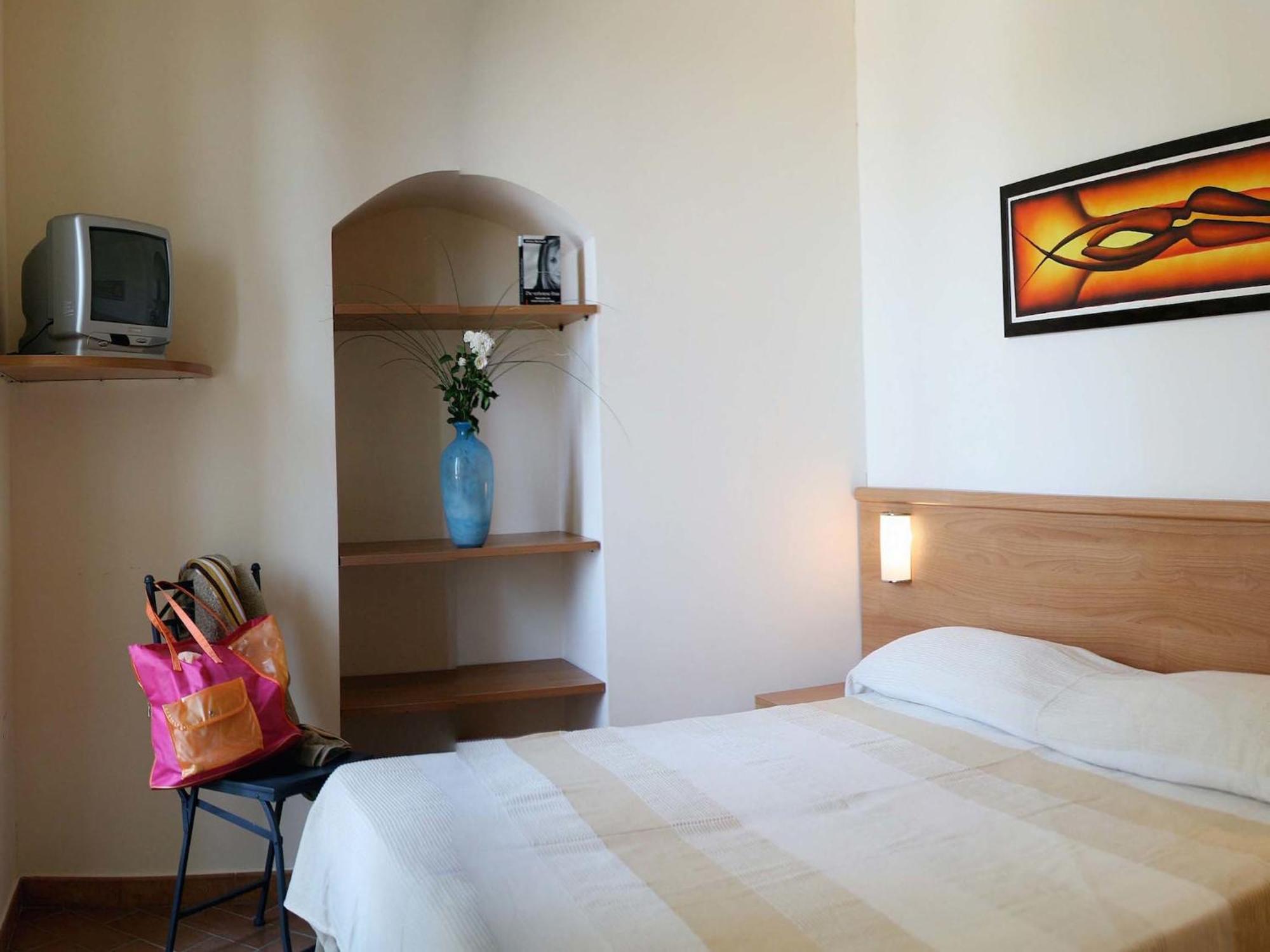 Nice Flat In Arcevia With Swimming Pool Eksteriør bilde