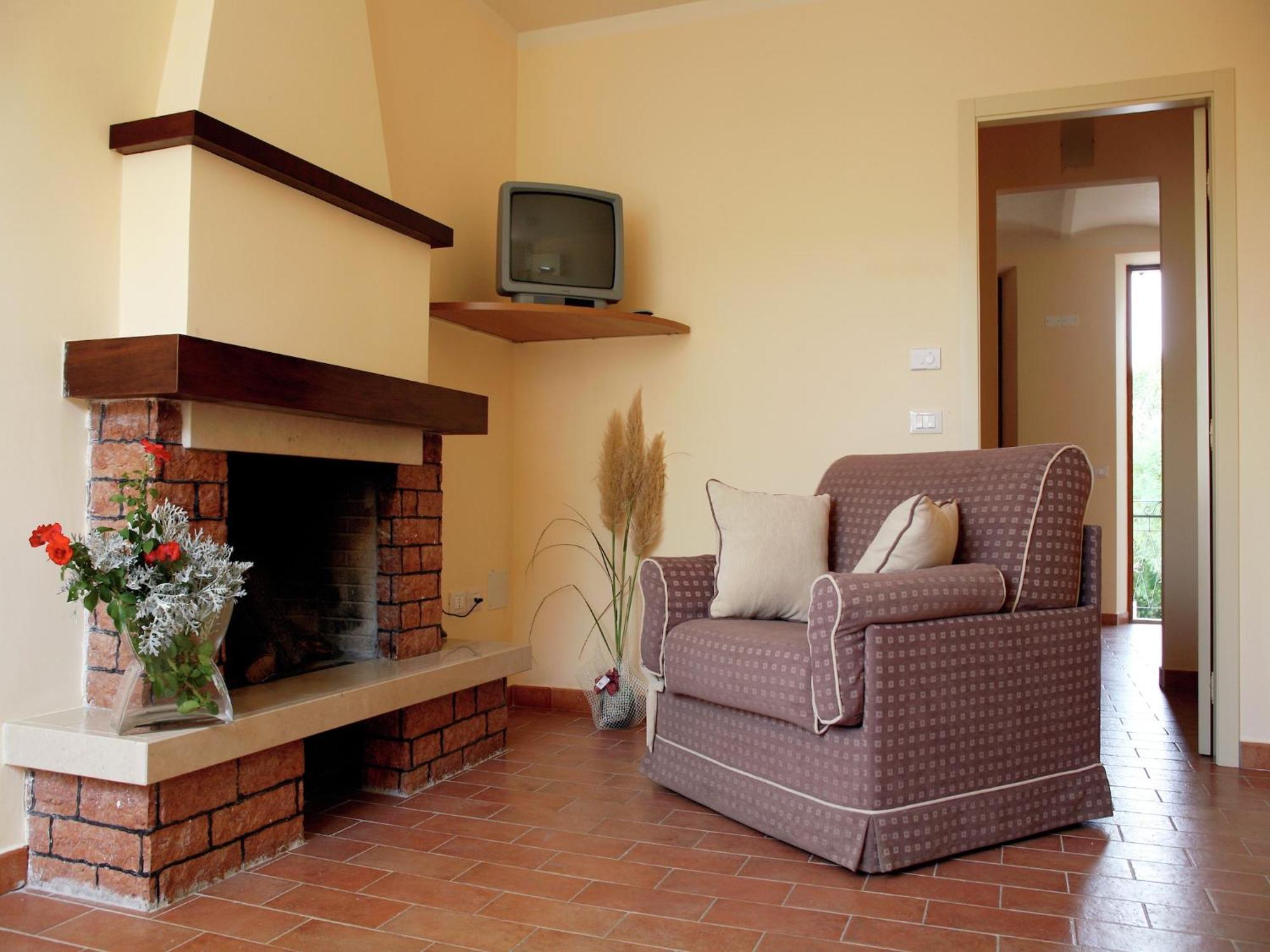 Nice Flat In Arcevia With Swimming Pool Eksteriør bilde