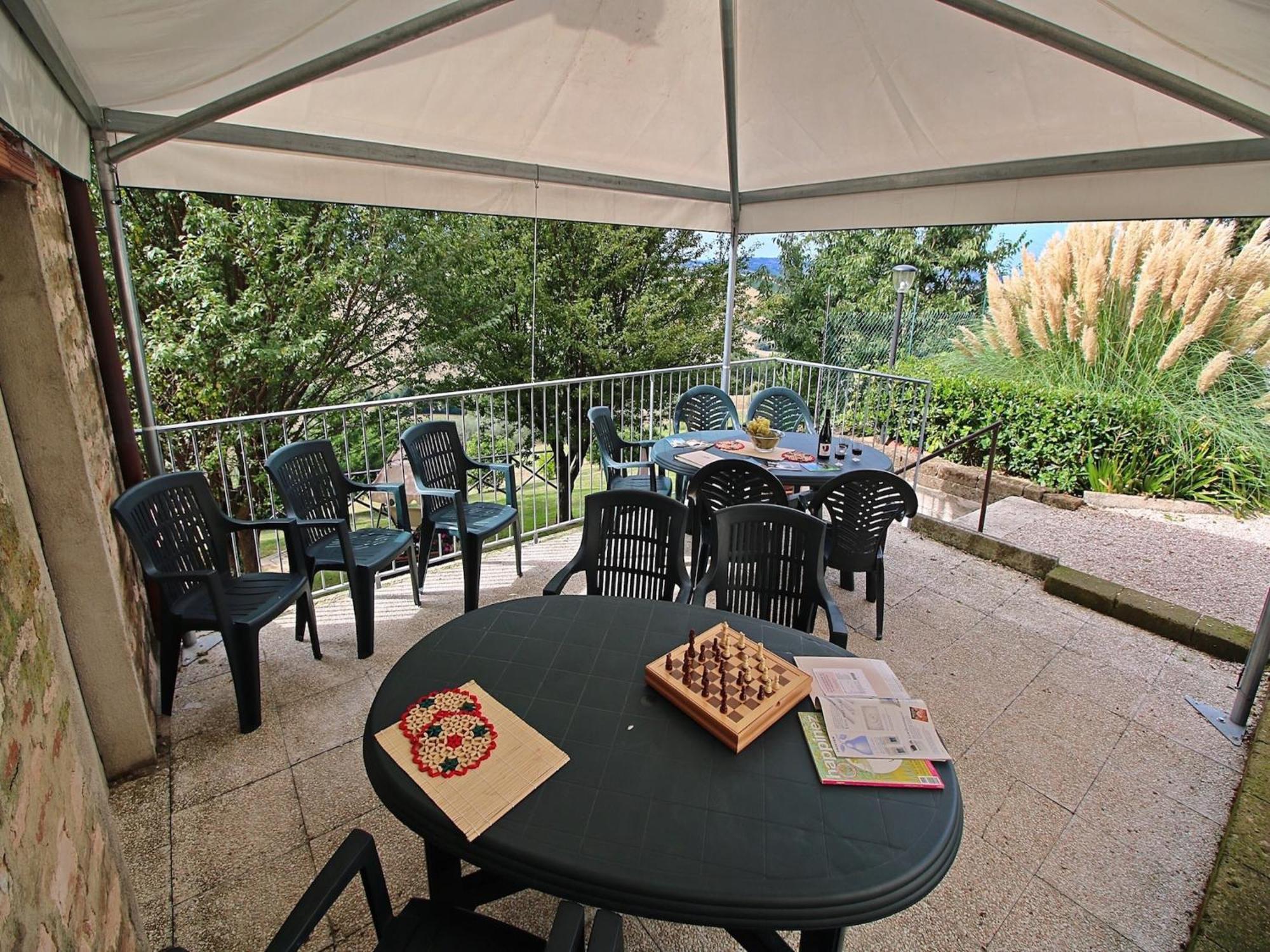 Nice Flat In Arcevia With Swimming Pool Eksteriør bilde