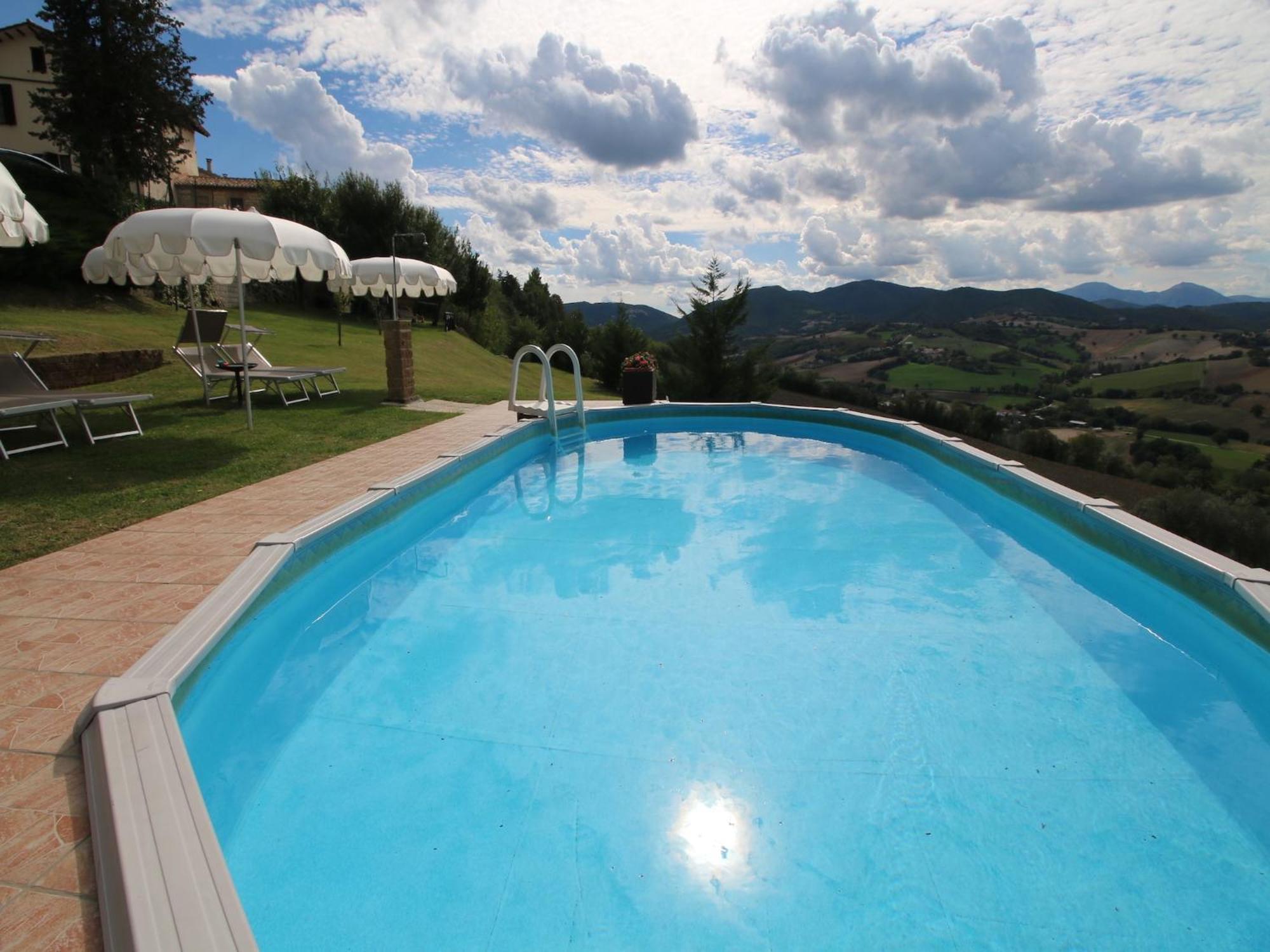 Nice Flat In Arcevia With Swimming Pool Eksteriør bilde