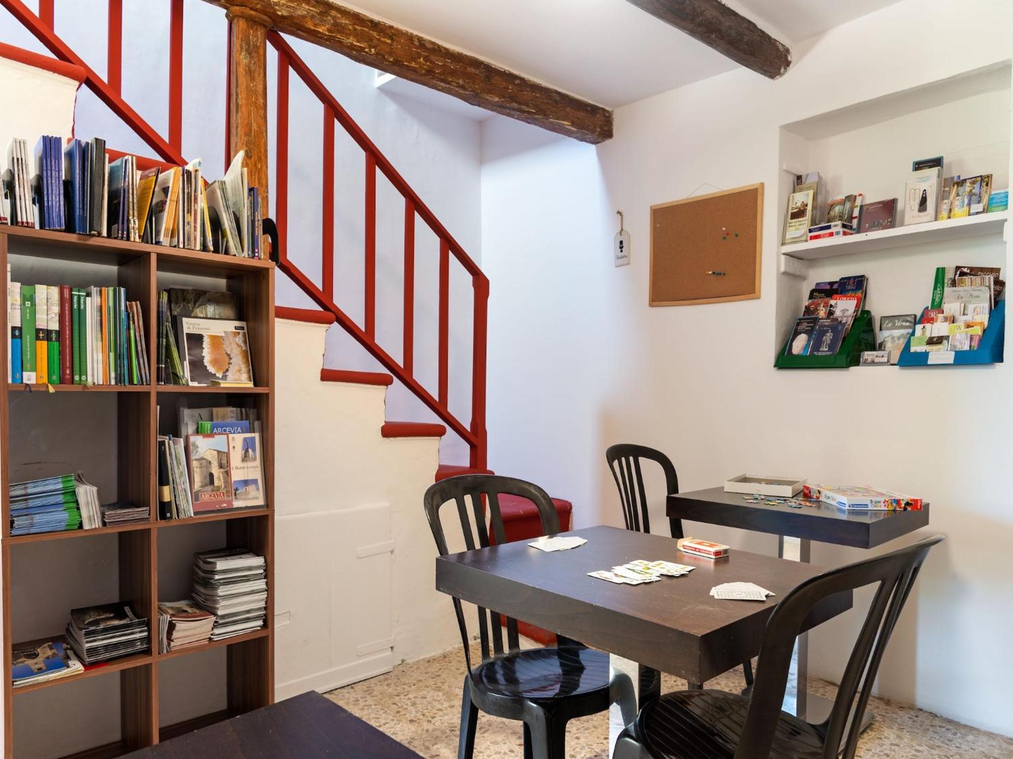 Nice Flat In Arcevia With Swimming Pool Eksteriør bilde